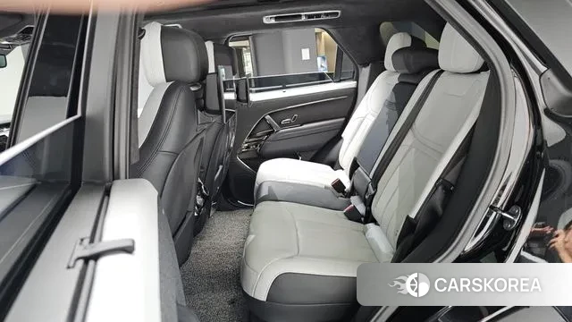 Land Rover Range Rover Sport 3rd Generation 2024 Черный из Кореи, фото 2