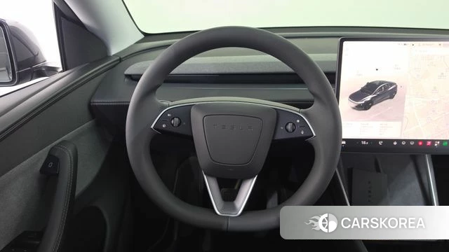 Tesla Model Y 2025 Серый из Кореи, фото 2