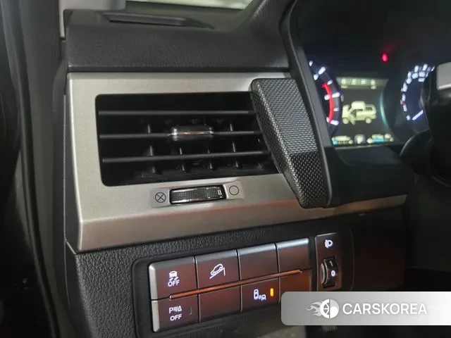 Ssangyong Rexton Sports 2018 Черный из Кореи, фото 2