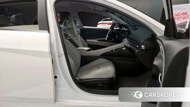 Hyundai Avante (CN7) 2023 Белый из Кореи, фото 2