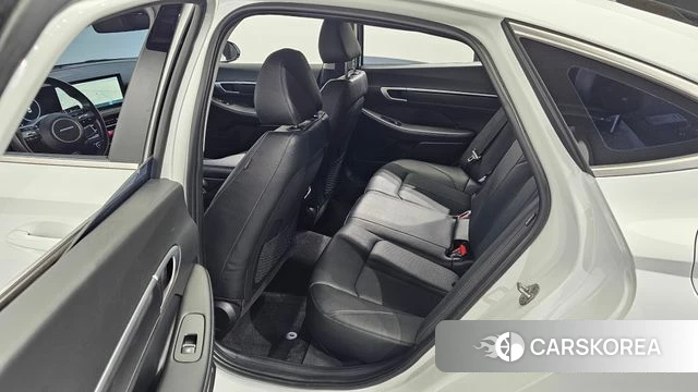 Hyundai Sonata D Edge (DN8) 2023 Белый из Кореи, фото 2