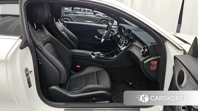 Mercedes-Benz C-Class W205 2020 Белый из Кореи, фото 2