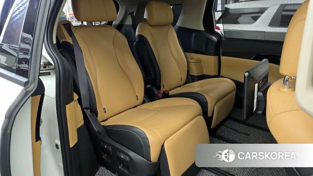 Kia Carnival 4th generation 2023 Белый из Кореи, фото 2