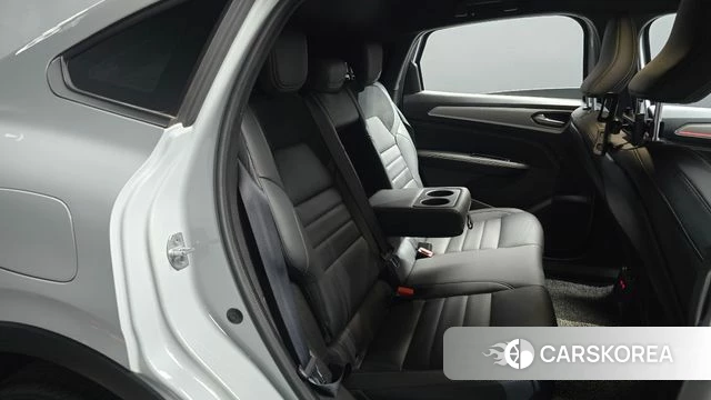 Renault Korea (Samsung) Arcana 2024 Белый из Кореи, фото 2