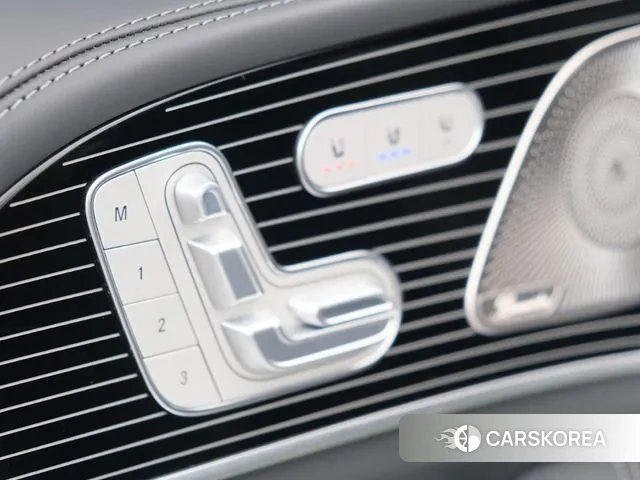 Mercedes-Benz GLS - Class X167 2022 Серебряный двухцветный из Кореи, фото 2