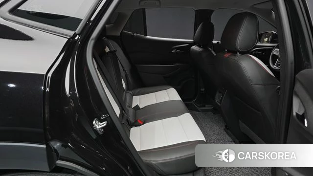 Chevrolet (GM Daewoo) Trax Crossover 2025 Черный из Кореи, фото 2