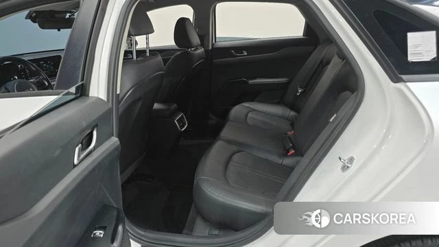 Kia K5 3rd generation 2021 Белый из Кореи, фото 2