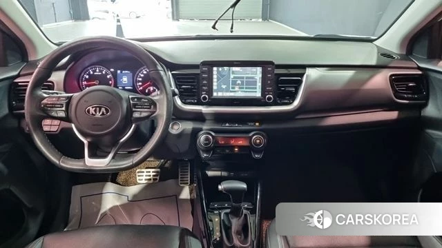 Kia Stonic 2018 Белый из Кореи, фото 2