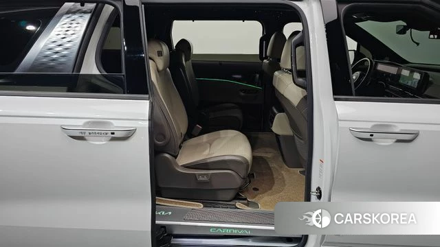 Kia Carnival 4th generation 2020 Белый из Кореи, фото 2