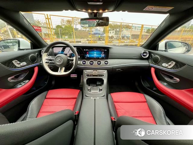 Mercedes-Benz E-class (imported) 2023 Белый из Китая, фото 2