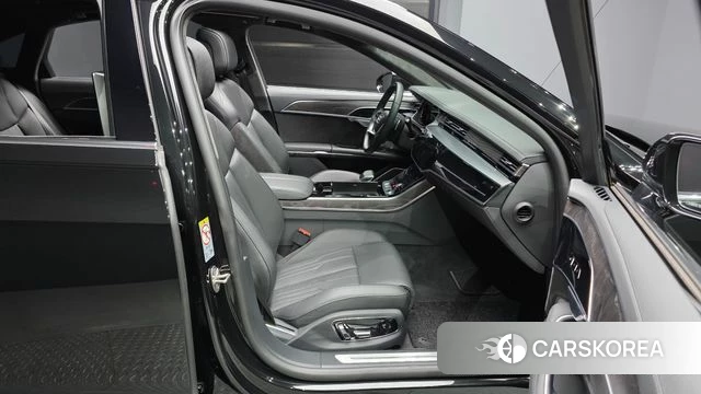 Audi A8 (D5) 2021 Черный из Кореи, фото 2