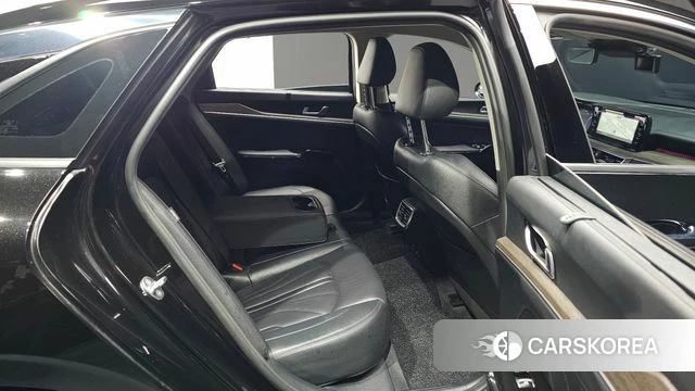 Kia K5 3rd generation 2023 Черный из Кореи, фото 2