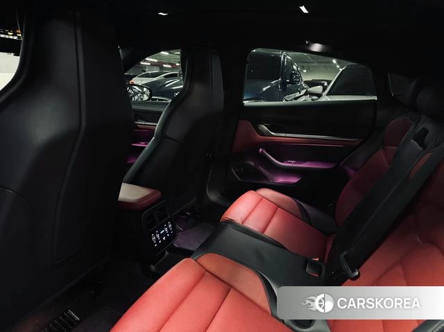 Porsche Taycan 2025 Черный из Кореи, фото 2