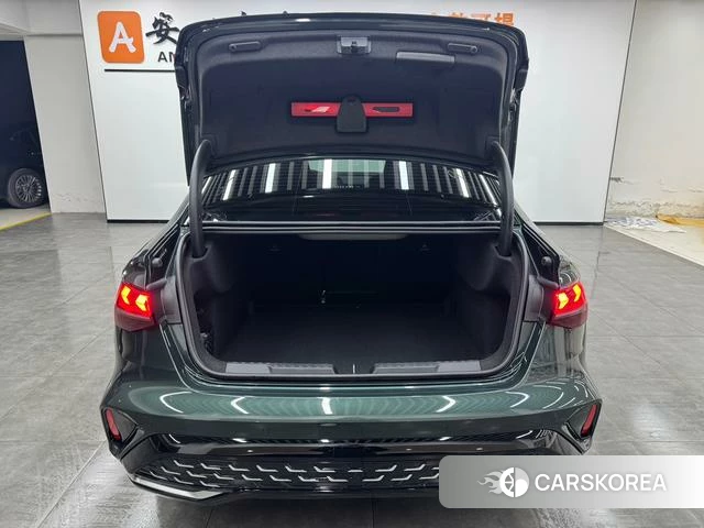 Audi A3 2025 Зеленый из Китая, фото 2