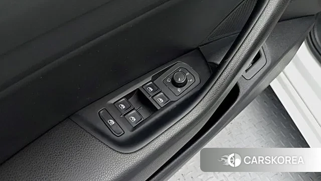 Volkswagen Arteon 2019 Белый из Кореи, фото 2