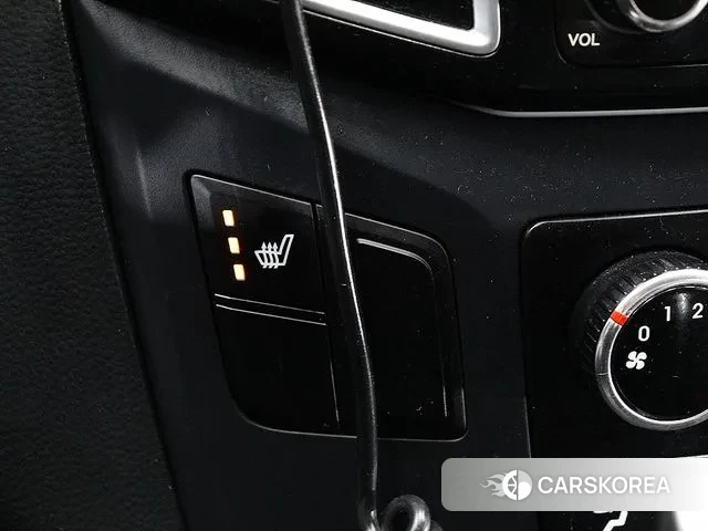 Hyundai The New Grand Starex 2018 Белый из Кореи, фото 2