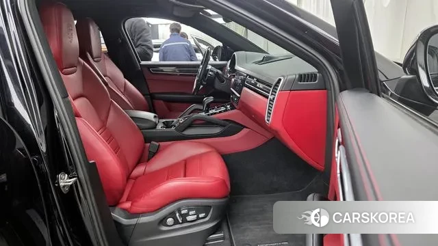 Porsche Cayenne (PO536) 2020 Черный из Кореи, фото 2