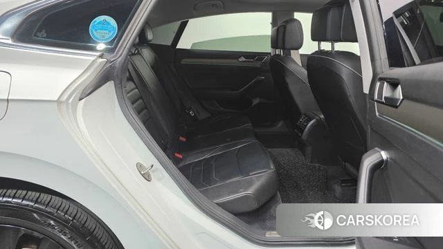 Volkswagen Arteon 2019 Белый из Кореи, фото 2