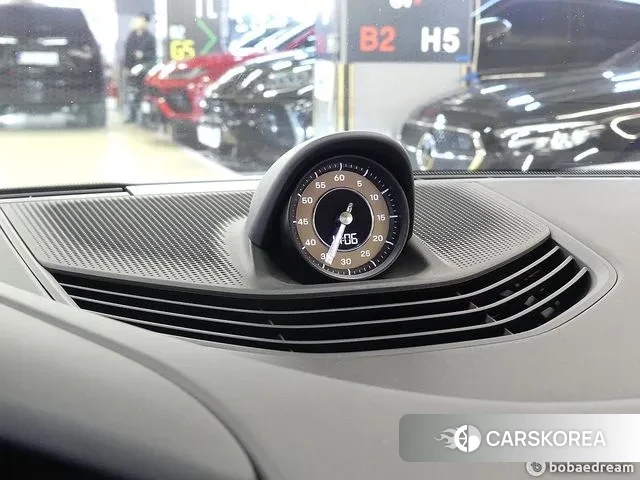 Porsche Taycan 2021 Белый из Кореи, фото 2