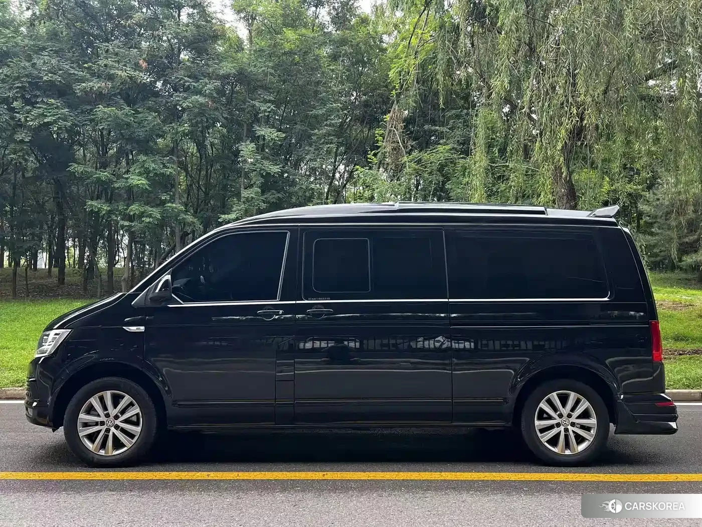 Volkswagen Caravelle 2018 Черный из Китая, фото 2