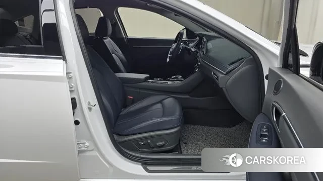 Hyundai Sonata (DN8) 2022 Белый из Кореи, фото 2