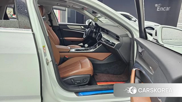 Audi A6 (C8) 2020 Белый из Кореи, фото 2