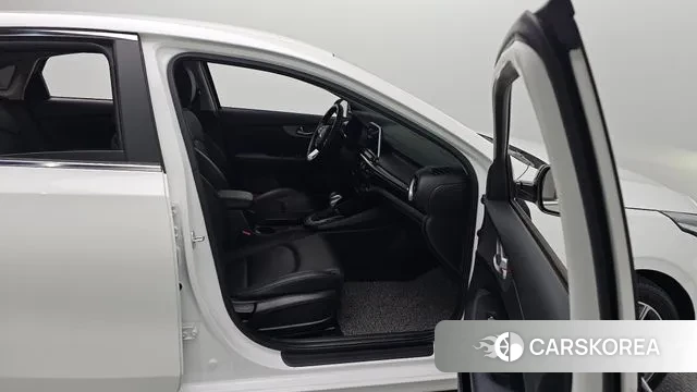 Kia Come New K3 2020 Белый из Кореи, фото 2