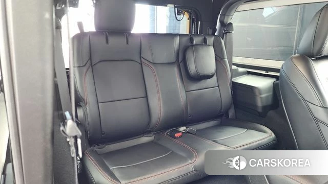 Jeep Wrangler (JL) 2024 Черный из Кореи, фото 2