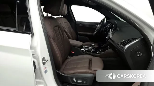 BMW X4 (G02) 2022 Белый из Кореи, фото 2