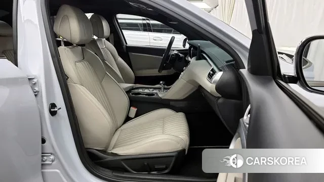 Genesis The New G70 2022 Светло-серебряный цвет из Кореи, фото 2