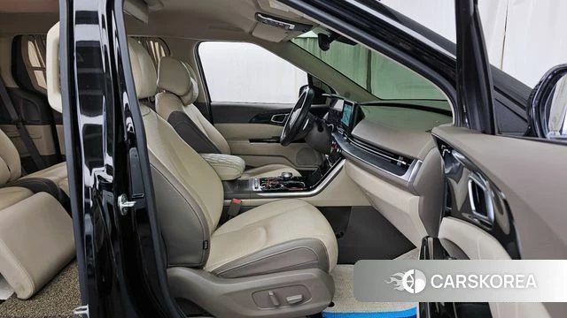 Kia Carnival 4th generation 2022 Черный из Кореи, фото 2
