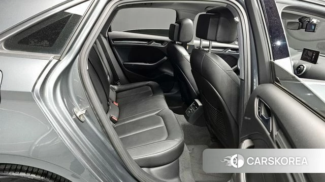 Audi New A3 2018 Серый из Кореи, фото 2