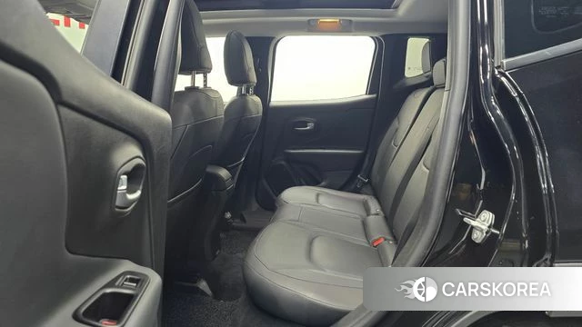 Jeep Renegade 2019 Черный из Кореи, фото 2