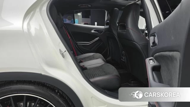 Mercedes-Benz GLA-Class X156 2018 Белый из Кореи, фото 2