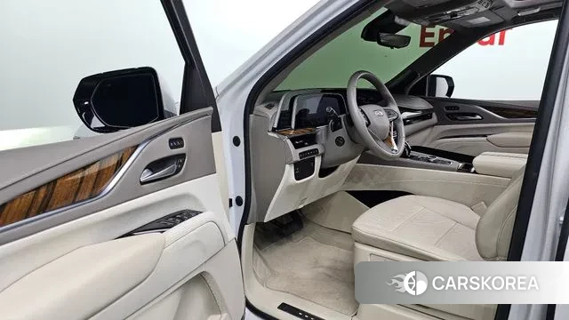Cadillac Escalade 5th Generation 2023 Белый из Кореи, фото 2