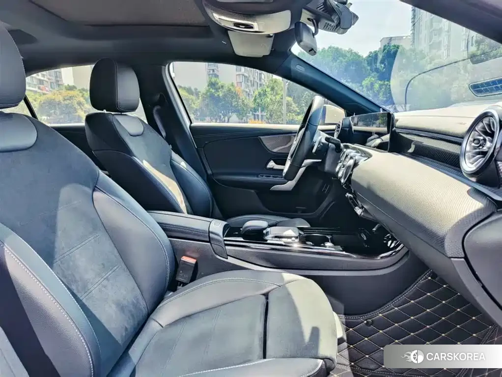 Mercedes-Benz A-Class 2023 Белый из Китая, фото 2