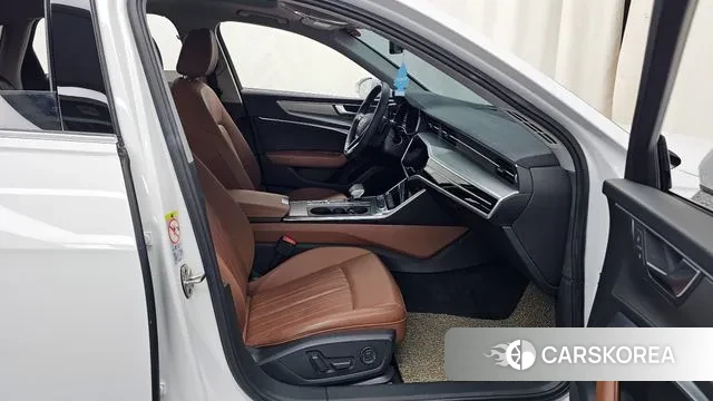 Audi A6 (C8) id 3238612 из Кореи 2