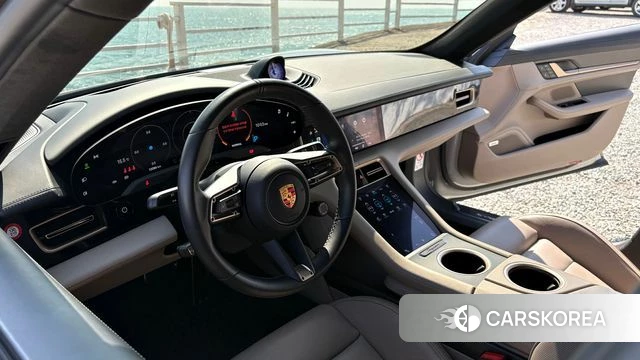 Porsche Taycan 2023 Белый из Кореи, фото 2