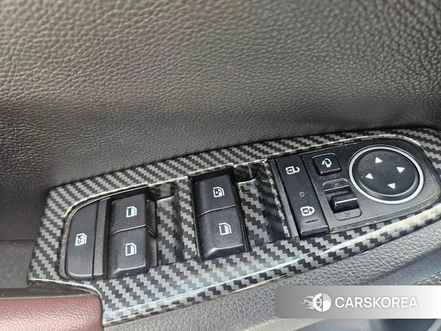 Kia Seltos 2019 Белый двухцветный из Кореи, фото 2