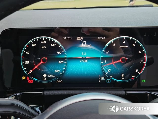 Mercedes-Benz GLA - Class H247 2020 Черный из Кореи, фото 2