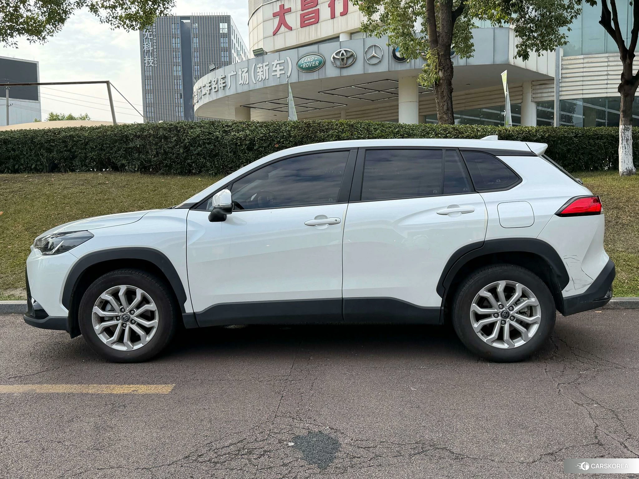 Toyota Fenglanda 2024 Белый из Китая, фото 2