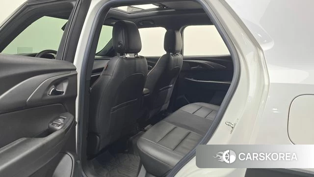 Chevrolet (GM Daewoo) Trailblazer 2022 Белый из Кореи, фото 2