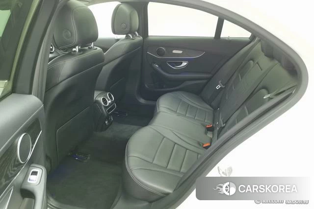 Mercedes-Benz Class C 2021 Белый из Китая, фото 2