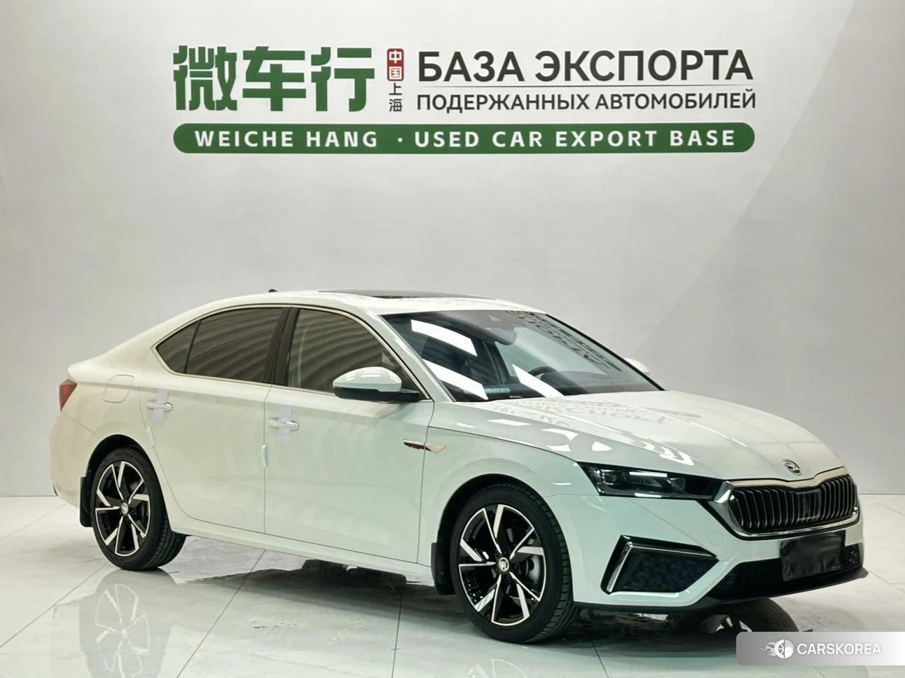 Skoda Octavia 2022 Белый из Китая, фото 2