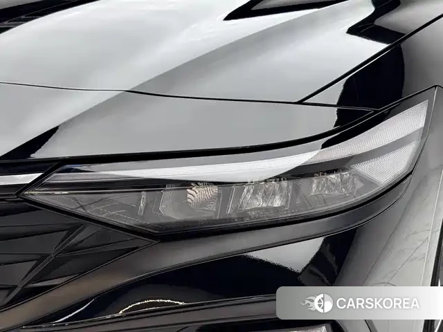 Hyundai Elantra 2024 Черный из Китая, фото 2