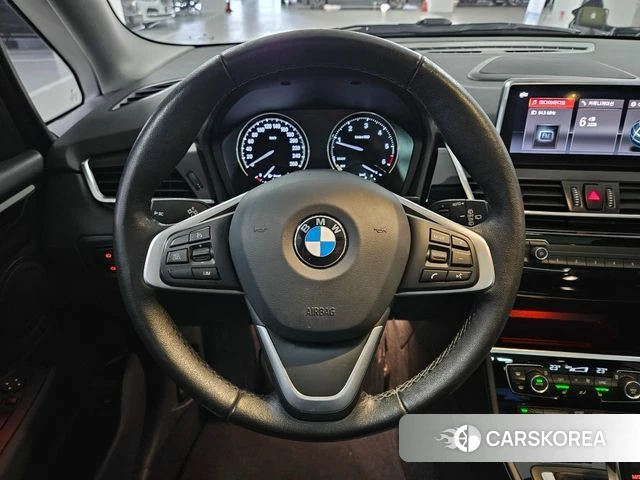BMW 2 Series Active Tourer (F45) 2020 Белый из Кореи, фото 2