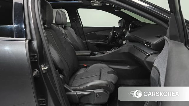 Peugeot 3008 second generation 2019 Серый из Кореи, фото 2