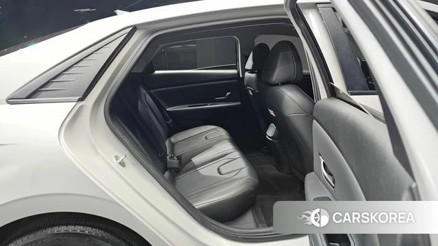 Hyundai Avante (CN7) 2020 Серебристо-серый из Кореи, фото 2