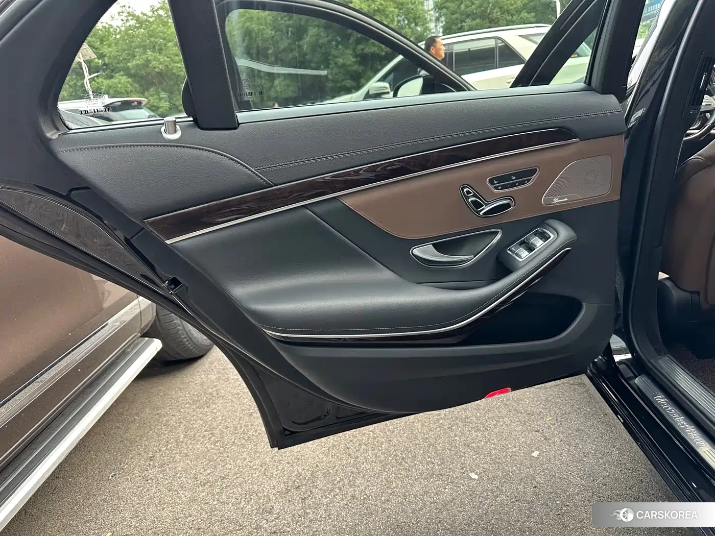 Mercedes-Benz S-class 2020 Черный из Китая, фото 2