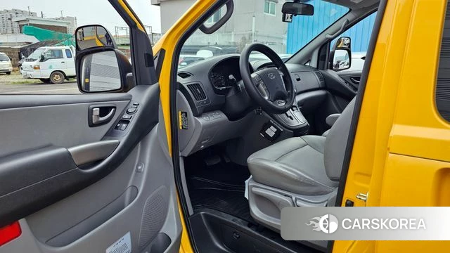 Hyundai The New Grand Starex 2021 Желтый из Кореи, фото 2